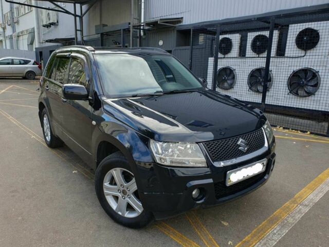 Чорний Сузукі Гранд Вітара, об'ємом двигуна 2 л та пробігом 217 тис. км за 7500 $, фото 1 на Automoto.ua