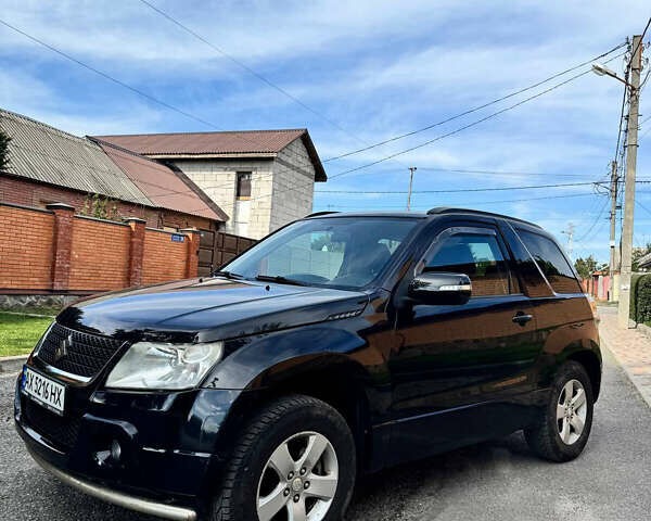 Чорний Сузукі Гранд Вітара, об'ємом двигуна 2.4 л та пробігом 170 тис. км за 8800 $, фото 1 на Automoto.ua