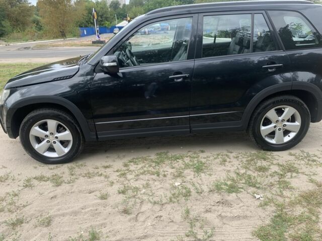 Сузуки Гранд Витара 2010 в Киеве на Automoto.ua Черный Сузуки Гранд Витара, объемом двигателя 2.4 л и пробегом 188 тыс. км за 10500 $, фото 1 на Automoto.ua