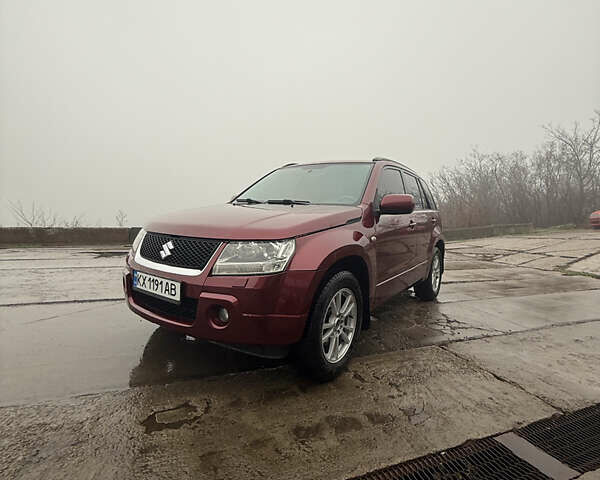 Красный Сузуки Гранд Витара, объемом двигателя 2 л и пробегом 277 тыс. км за 6700 $, фото 1 на Automoto.ua