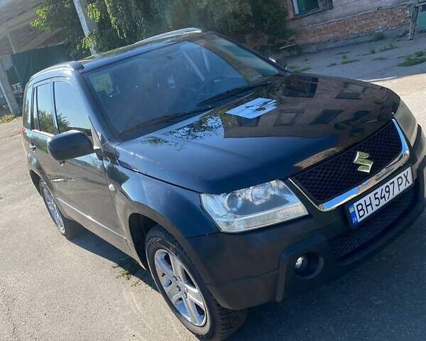 Сузуки Гранд Витара, объемом двигателя 2 л и пробегом 211 тыс. км за 6000 $, фото 1 на Automoto.ua