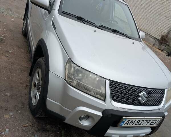 Сузукі Гранд Вітара, об'ємом двигуна 2 л та пробігом 243 тис. км за 11000 $, фото 1 на Automoto.ua