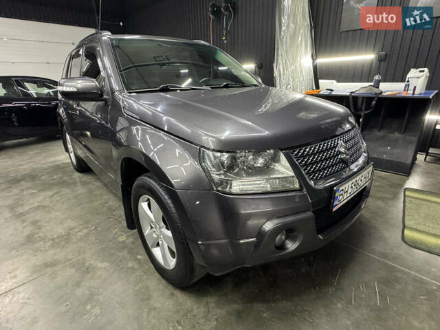 Серый Сузуки Гранд Витара, объемом двигателя 2.4 л и пробегом 136 тыс. км за 9300 $, фото 1 на Automoto.ua