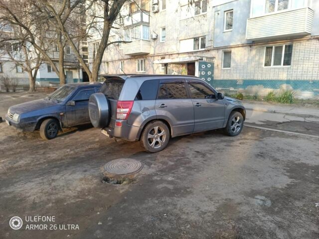 Сірий Сузукі Гранд Вітара, об'ємом двигуна 2.7 л та пробігом 310 тис. км за 5650 $, фото 1 на Automoto.ua