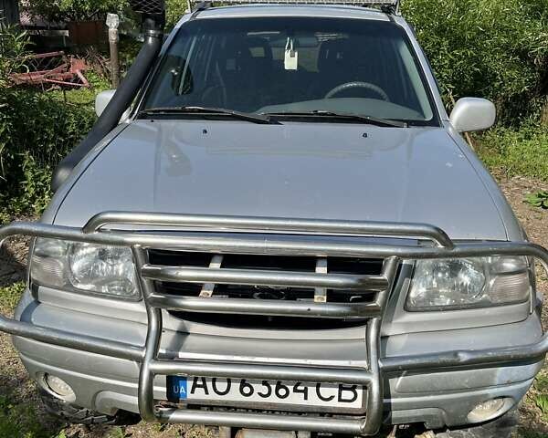 Сірий Сузукі Гранд Вітара, об'ємом двигуна 2 л та пробігом 317 тис. км за 7500 $, фото 1 на Automoto.ua