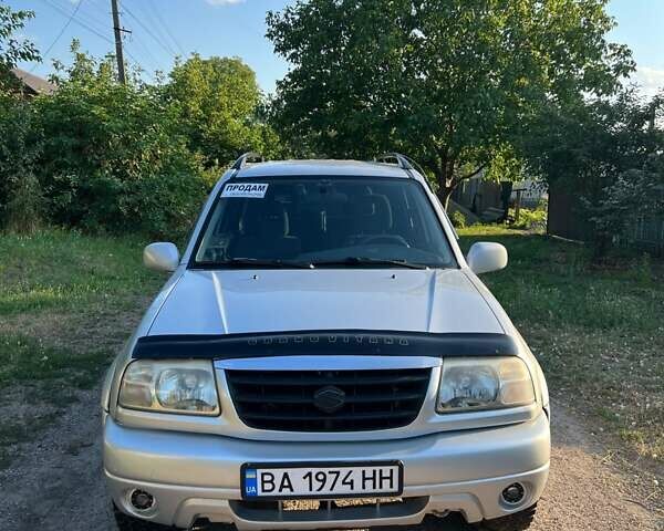 Сірий Сузукі Гранд Вітара, об'ємом двигуна 2 л та пробігом 200 тис. км за 4999 $, фото 1 на Automoto.ua