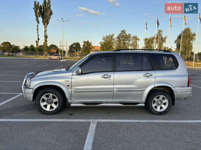 Серый Сузуки Гранд Витара, объемом двигателя 2.74 л и пробегом 326 тыс. км за 5800 $, фото 1 на Automoto.ua