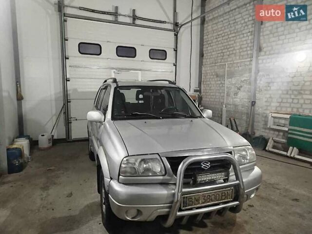 Серый Сузуки Гранд Витара, объемом двигателя 2 л и пробегом 320 тыс. км за 5900 $, фото 1 на Automoto.ua