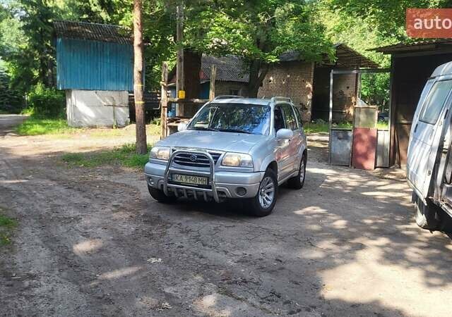 Серый Сузуки Гранд Витара, объемом двигателя 2 л и пробегом 287 тыс. км за 5500 $, фото 1 на Automoto.ua