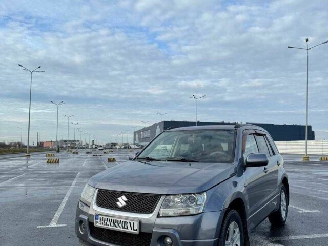 Серый Сузуки Гранд Витара, объемом двигателя 1.9 л и пробегом 180 тыс. км за 6900 $, фото 1 на Automoto.ua