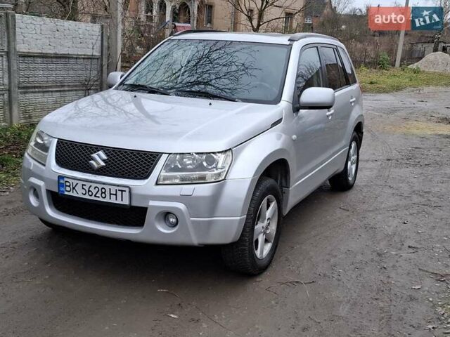 Серый Сузуки Гранд Витара, объемом двигателя 1.87 л и пробегом 248 тыс. км за 6950 $, фото 1 на Automoto.ua