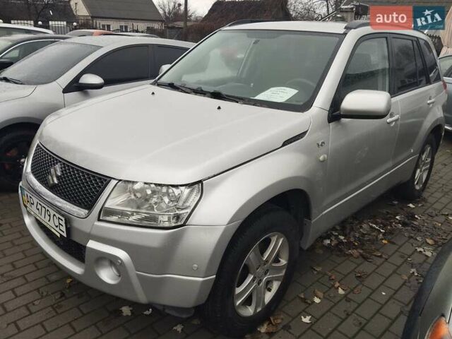 Серый Сузуки Гранд Витара, объемом двигателя 2.74 л и пробегом 215 тыс. км за 6700 $, фото 1 на Automoto.ua