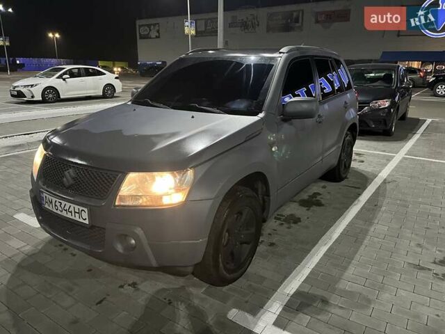 Серый Сузуки Гранд Витара, объемом двигателя 1.9 л и пробегом 219 тыс. км за 6600 $, фото 1 на Automoto.ua