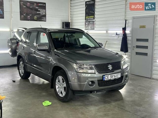 Серый Сузуки Гранд Витара, объемом двигателя 1.87 л и пробегом 242 тыс. км за 8240 $, фото 1 на Automoto.ua