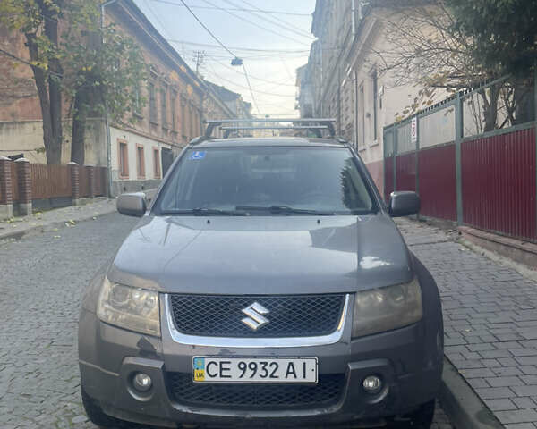 Серый Сузуки Гранд Витара, объемом двигателя 2 л и пробегом 263 тыс. км за 6100 $, фото 1 на Automoto.ua
