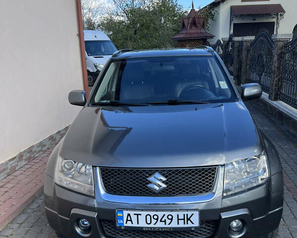 Сузуки Гранд Витара 2008 в Ивано-Франковске на Automoto.ua Серый Сузуки Гранд Витара, объемом двигателя 1.87 л и пробегом 138 тыс. км за 8700 $, фото 1 на Automoto.ua