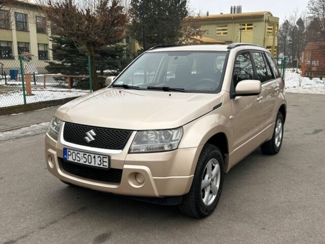 Сірий Сузукі Гранд Вітара, об'ємом двигуна 2.2 л та пробігом 176 тис. км за 2800 $, фото 1 на Automoto.ua