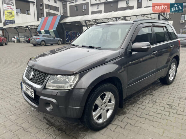 Серый Сузуки Гранд Витара, объемом двигателя 2.4 л и пробегом 156 тыс. км за 10500 $, фото 1 на Automoto.ua