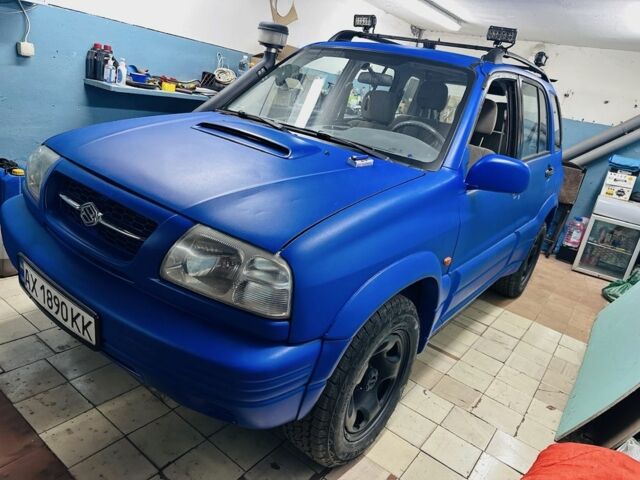 Синій Сузукі Гранд Вітара, об'ємом двигуна 2 л та пробігом 300 тис. км за 4000 $, фото 1 на Automoto.ua