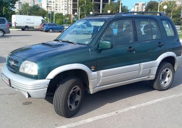 Зелений Сузукі Гранд Вітара, об'ємом двигуна 2 л та пробігом 290 тис. км за 2900 $, фото 1 на Automoto.ua