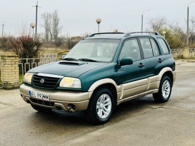 Зеленый Сузуки Гранд Витара, объемом двигателя 2 л и пробегом 310 тыс. км за 2350 $, фото 1 на Automoto.ua