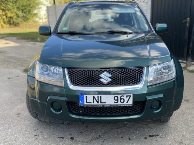 Зеленый Сузуки Гранд Витара, объемом двигателя 1.9 л и пробегом 326 тыс. км за 5000 $, фото 1 на Automoto.ua