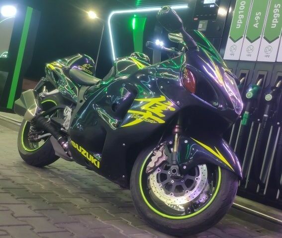 Сузуки Хаябуса, объемом двигателя 1.3 л и пробегом 0 тыс. км за 4000 $, фото 1 на Automoto.ua