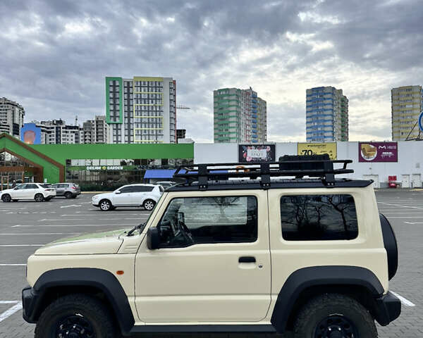 Белый Сузуки Джимни, объемом двигателя 1.46 л и пробегом 47 тыс. км за 22500 $, фото 1 на Automoto.ua