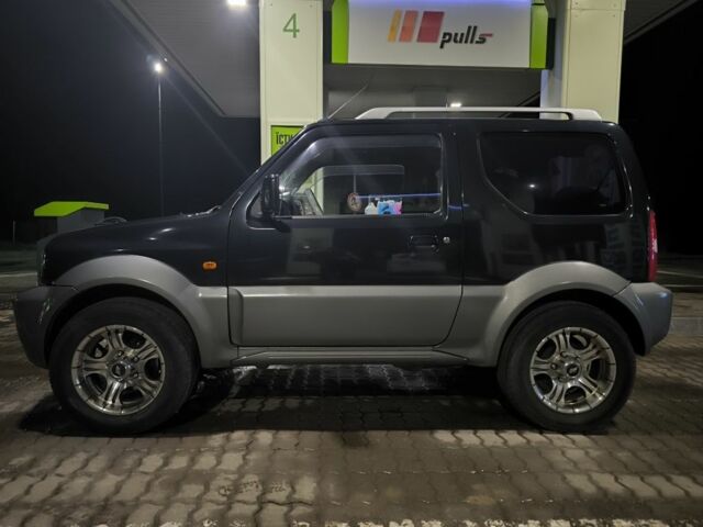 Чорний Сузукі Джімні, об'ємом двигуна 0 л та пробігом 164 тис. км за 7650 $, фото 1 на Automoto.ua