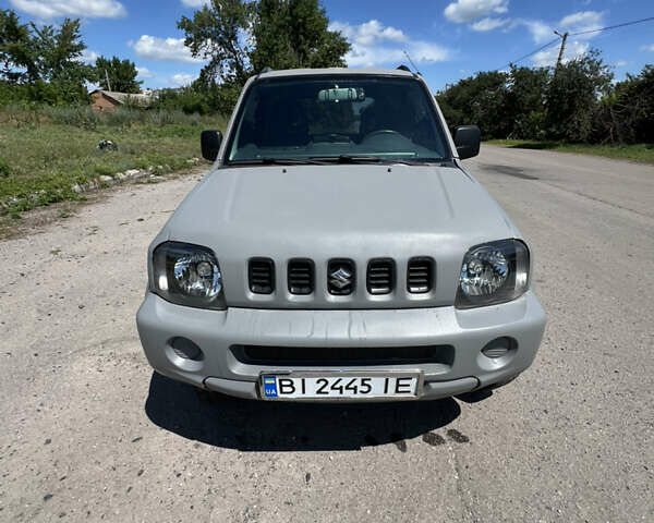 Сірий Сузукі Джімні, об'ємом двигуна 1.3 л та пробігом 140 тис. км за 7000 $, фото 1 на Automoto.ua