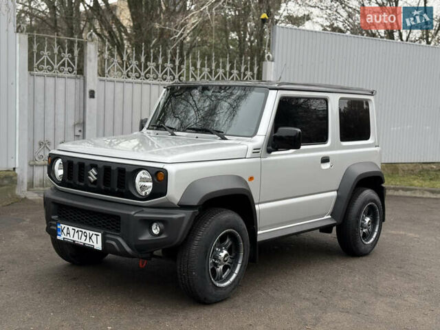 Серый Сузуки Джимни, объемом двигателя 1.46 л и пробегом 26 тыс. км за 21500 $, фото 1 на Automoto.ua