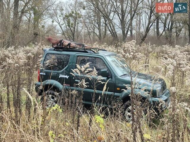 Зелений Сузукі Джімні, об'ємом двигуна 1.3 л та пробігом 170 тис. км за 8700 $, фото 1 на Automoto.ua
