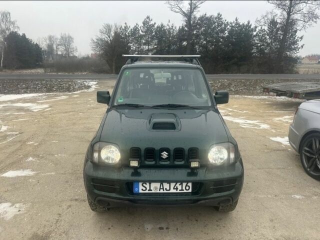 Зелений Сузукі Джімні, об'ємом двигуна 1.5 л та пробігом 180 тис. км за 2287 $, фото 1 на Automoto.ua