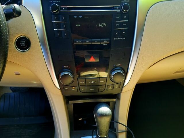 Синий Сузуки Кизаши, объемом двигателя 2.4 л и пробегом 300 тыс. км за 6200 $, фото 1 на Automoto.ua