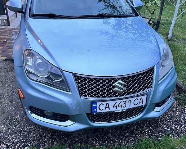 Синий Сузуки Кизаши, объемом двигателя 2.39 л и пробегом 278 тыс. км за 8500 $, фото 1 на Automoto.ua