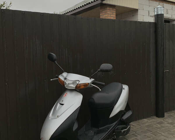 Сузуки Летс 2 2009 в Тростянец на Automoto.ua Сузуки Летс 2, объемом двигателя 0.49 л и пробегом 3 тыс. км за 250 $, фото 1 на Automoto.ua