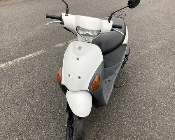 Белый Сузуки Летс 4, объемом двигателя 0.05 л и пробегом 777 тыс. км за 354 $, фото 1 на Automoto.ua