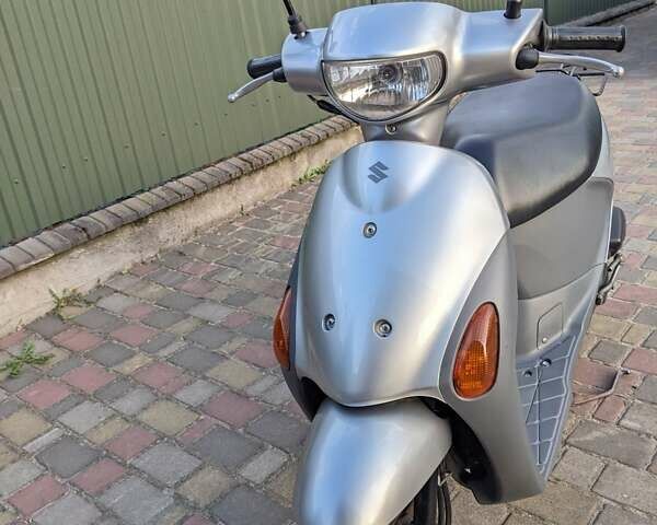 Сірий Сузукі Летс 4, об'ємом двигуна 0 л та пробігом 387 тис. км за 500 $, фото 1 на Automoto.ua