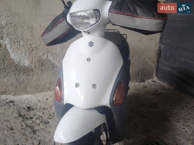 Белый Сузуки Летс, объемом двигателя 0.05 л и пробегом 11 тыс. км за 430 $, фото 1 на Automoto.ua