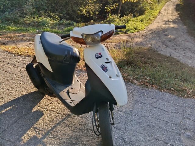 Сузуки Летс, объемом двигателя 49 л и пробегом 0 тыс. км за 166 $, фото 1 на Automoto.ua