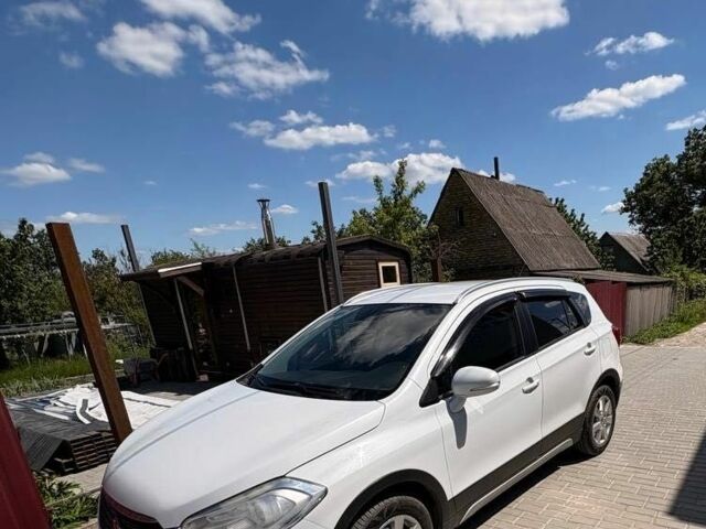 Белый Сузуки СХ4, объемом двигателя 1.6 л и пробегом 116 тыс. км за 12500 $, фото 1 на Automoto.ua