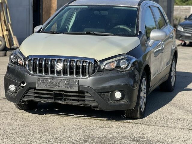 Белый Сузуки СХ4, объемом двигателя 1.6 л и пробегом 71 тыс. км за 8400 $, фото 1 на Automoto.ua
