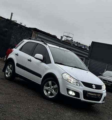 Белый Сузуки СХ4, объемом двигателя 0 л и пробегом 108 тыс. км за 9100 $, фото 1 на Automoto.ua