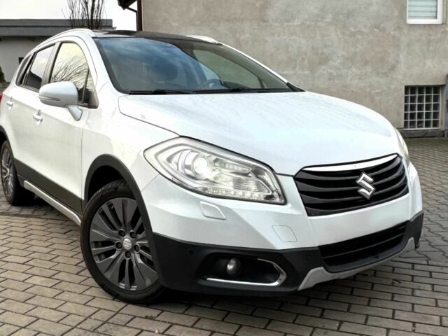 Белый Сузуки СХ4, объемом двигателя 1.6 л и пробегом 85 тыс. км за 4000 $, фото 1 на Automoto.ua