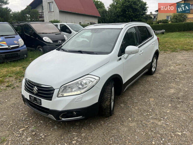 Белый Сузуки СХ4, объемом двигателя 1.6 л и пробегом 141 тыс. км за 13900 $, фото 1 на Automoto.ua