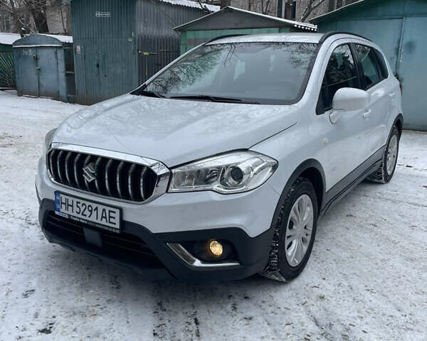 Білий Сузукі СХ4, об'ємом двигуна 1.59 л та пробігом 59 тис. км за 15000 $, фото 1 на Automoto.ua