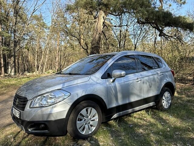 Серый Сузуки СХ4, объемом двигателя 1.6 л и пробегом 97 тыс. км за 13500 $, фото 1 на Automoto.ua