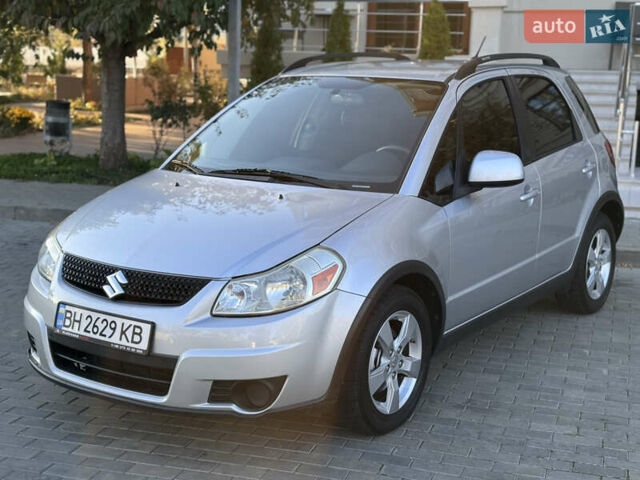 Сірий Сузукі СХ4, об'ємом двигуна 2 л та пробігом 100 тис. км за 8400 $, фото 1 на Automoto.ua