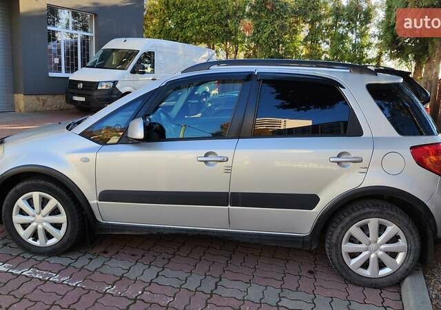 Серый Сузуки СХ4, объемом двигателя 1.6 л и пробегом 168 тыс. км за 6800 $, фото 1 на Automoto.ua