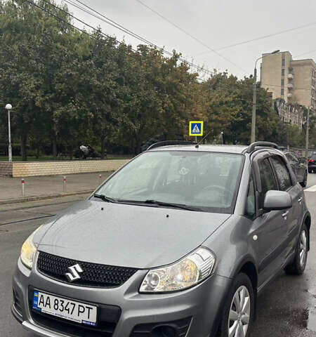 Сузуки СХ4 2012 в Киеве на Automoto.ua Серый Сузуки СХ4, объемом двигателя 1.6 л и пробегом 130 тыс. км за 9900 $, фото 1 на Automoto.ua